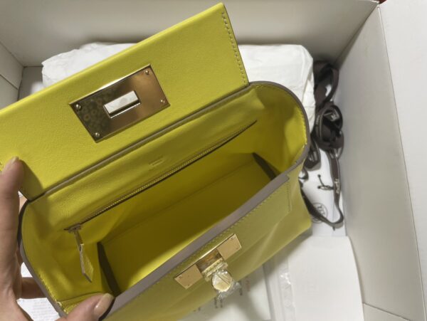 Hermes Mini2424 Handbag - Yellow - Image 4