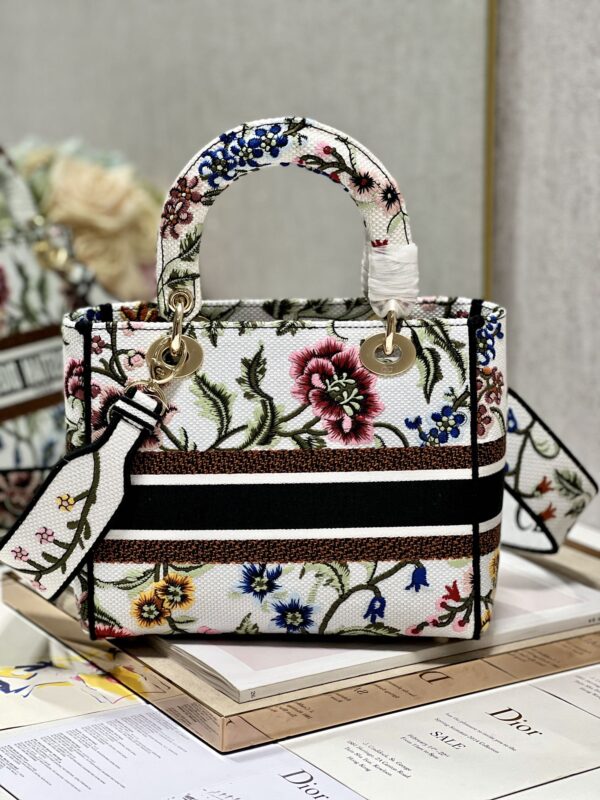 Dior Lady Embroidered Concubine Diana Bag - White Flowers - Image 4