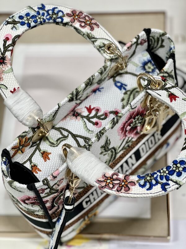 Dior Lady Embroidered Concubine Diana Bag - White Flowers - Image 3