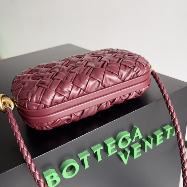 Bottega Veneta Knot Clutch Bag - Maroon - Image 4