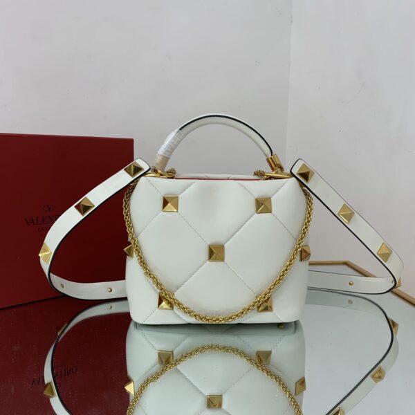 Valentino Garavani Roman Stud Sheep Leather Chain Handbag - White - Image 2